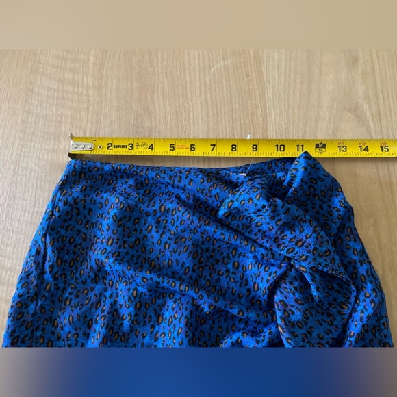 Urban Outfitters| Leopard Mila Printed Ruffle Mini Skirt in Blue, Animal Print!• - Picture 13 of 13